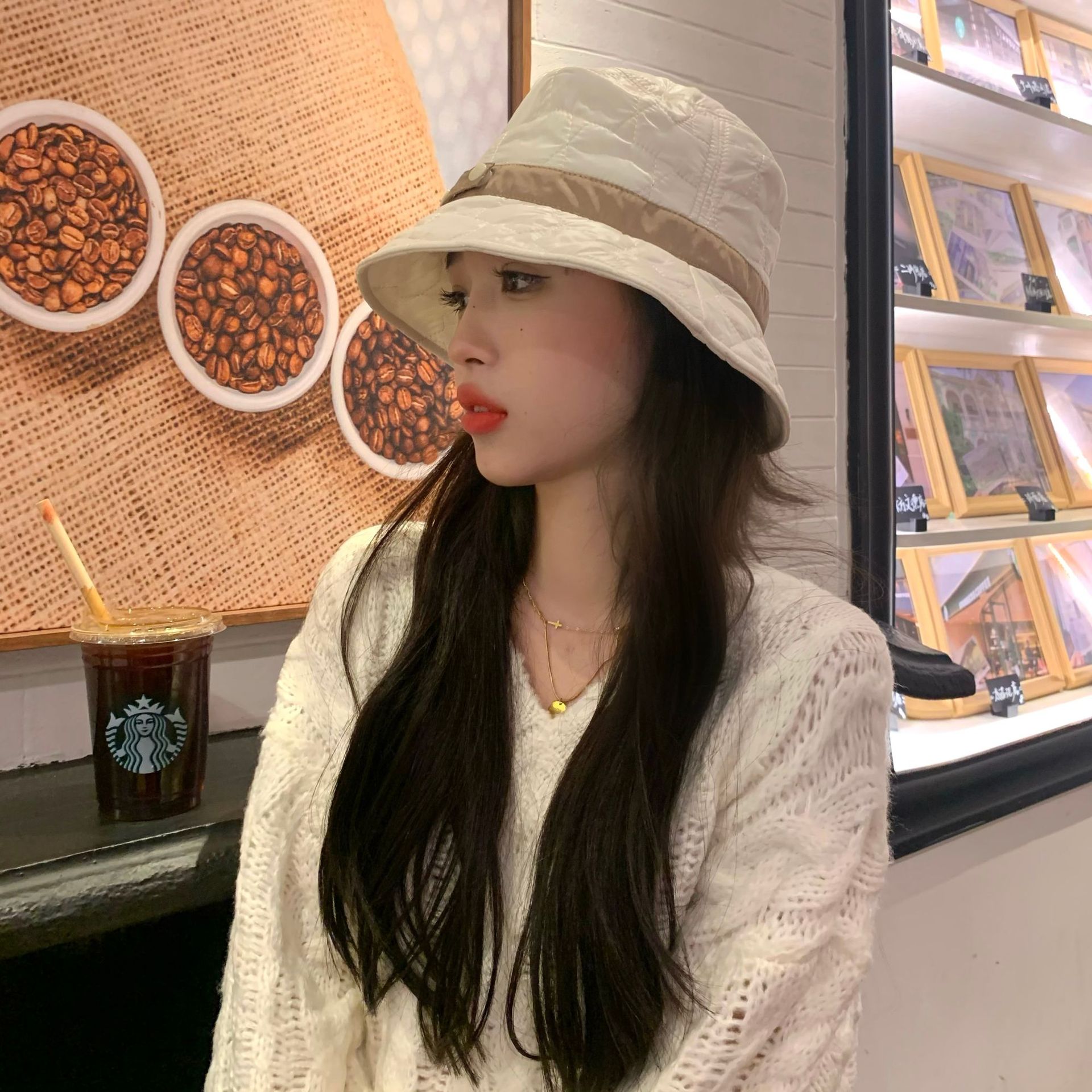 Korean Fashion Warm And Cold Hat Wide-brimmed Face Concealed Buckle Color Matching Fisherman Hat Trend All-match Sunbath Hat display picture 3