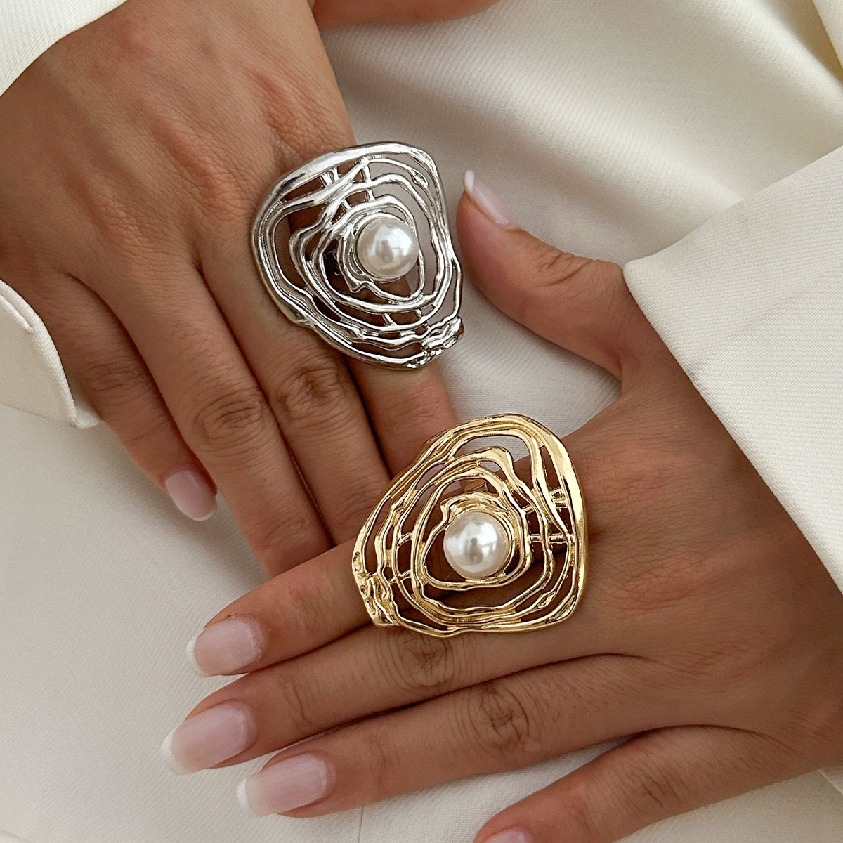 10g Weight Rings Classification 1 Piece Quantity Holiday, Daily Occasion Alloy Material U Shape, Solid Color Pattern Women's Gender Plating Design Original Design, Simple Style, Classic Style Style Original Design Simple Style Classic Style U Shape Solid Color Alloy Plating Women's Rings 9