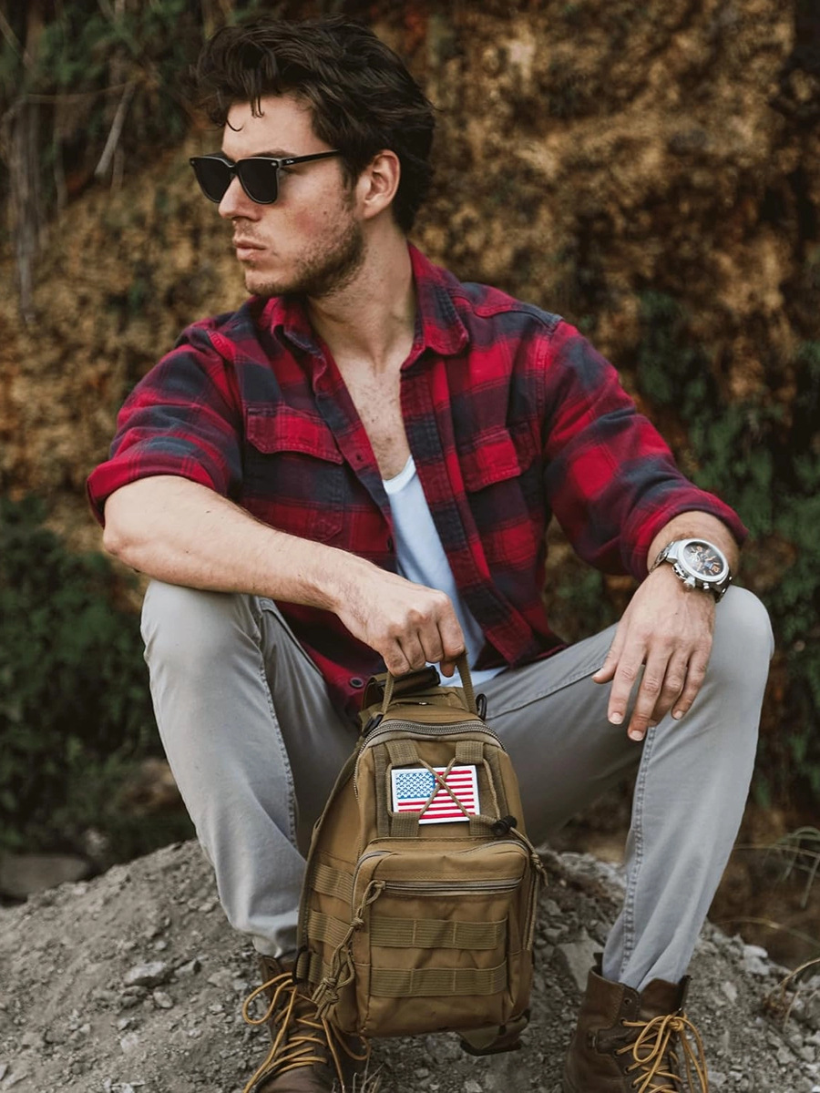 Personalizado bolso de pecho deportivo al aire libre multifuncional hombre mochila anti-desgarro material táctico al por mayor camuflaje portátil