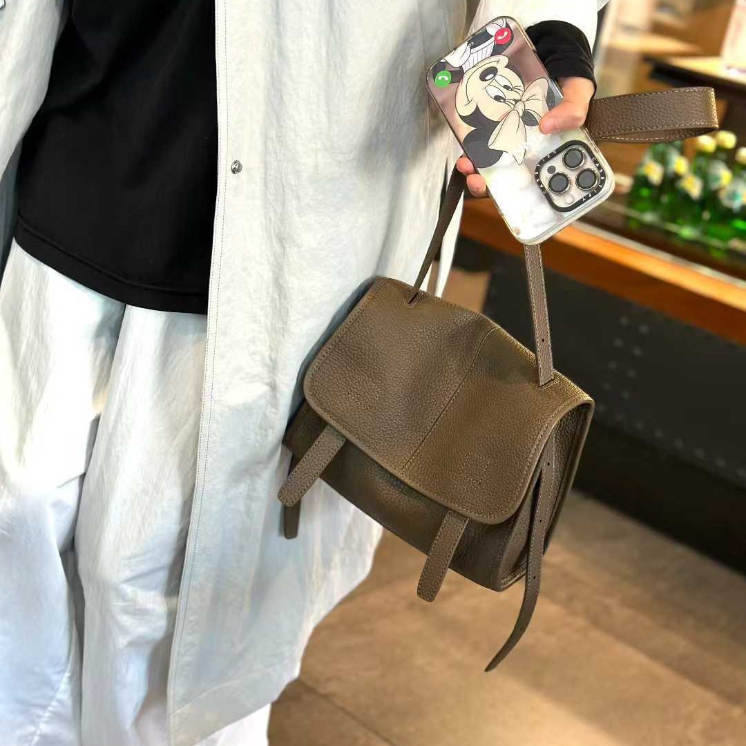 Retro Flap Messenger Bag For Women 2026 New Arrival Versatile Minimalist Shoulder Underarm Bag Commuter Crossbody Small Tote - Thumbnail 3