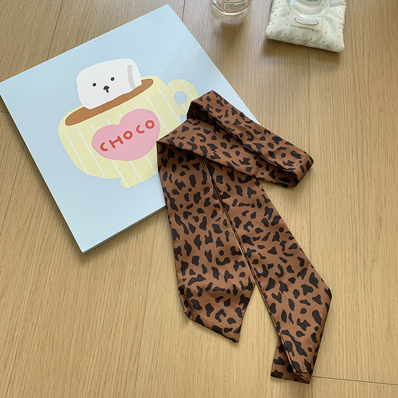 Bufandas de seda para mujeres con camisas de cuello de corbata de nuevo leopardo bufandas de seda largas cinta de cabello