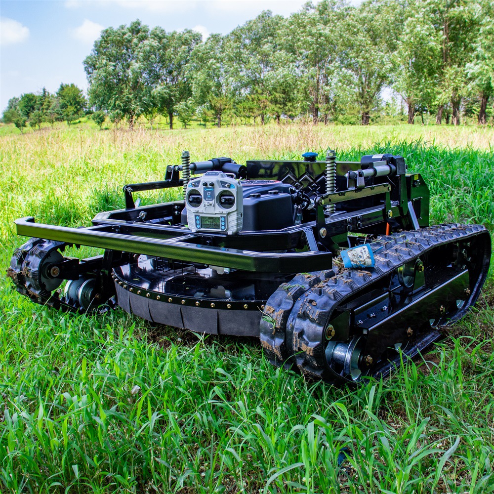 Exportación rusa 22hp Black Samurai versión cross-country cortadora de césped cortadora de césped fabricante tanque pequeño cortadora de césped