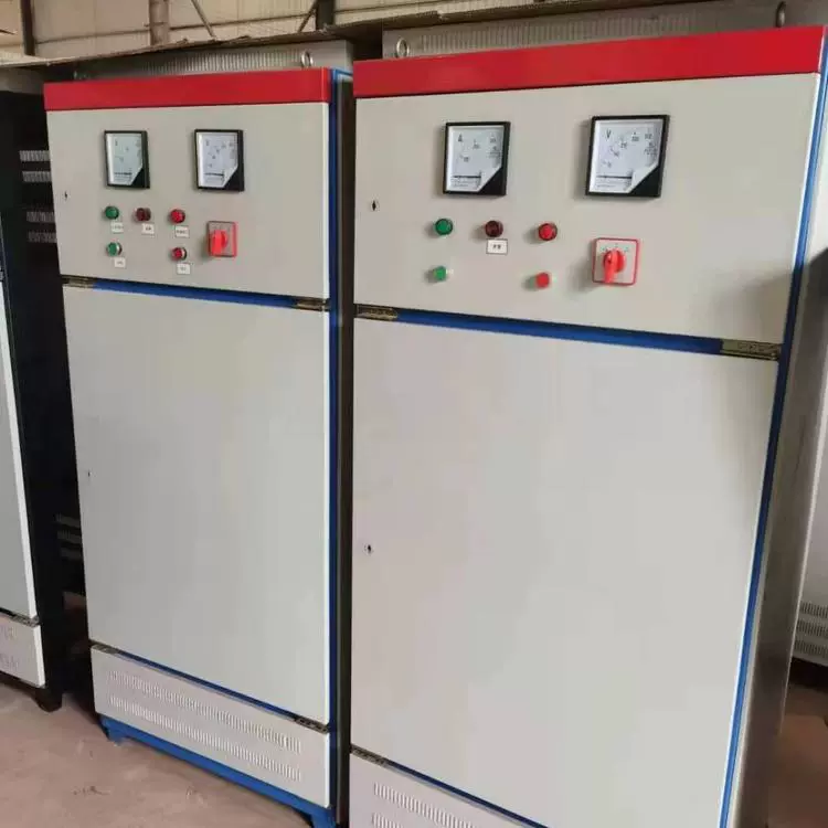 Шкаф для зарядки моторных транспортных средств с подвесным креплением, полностью автоматическое зарядное устройство