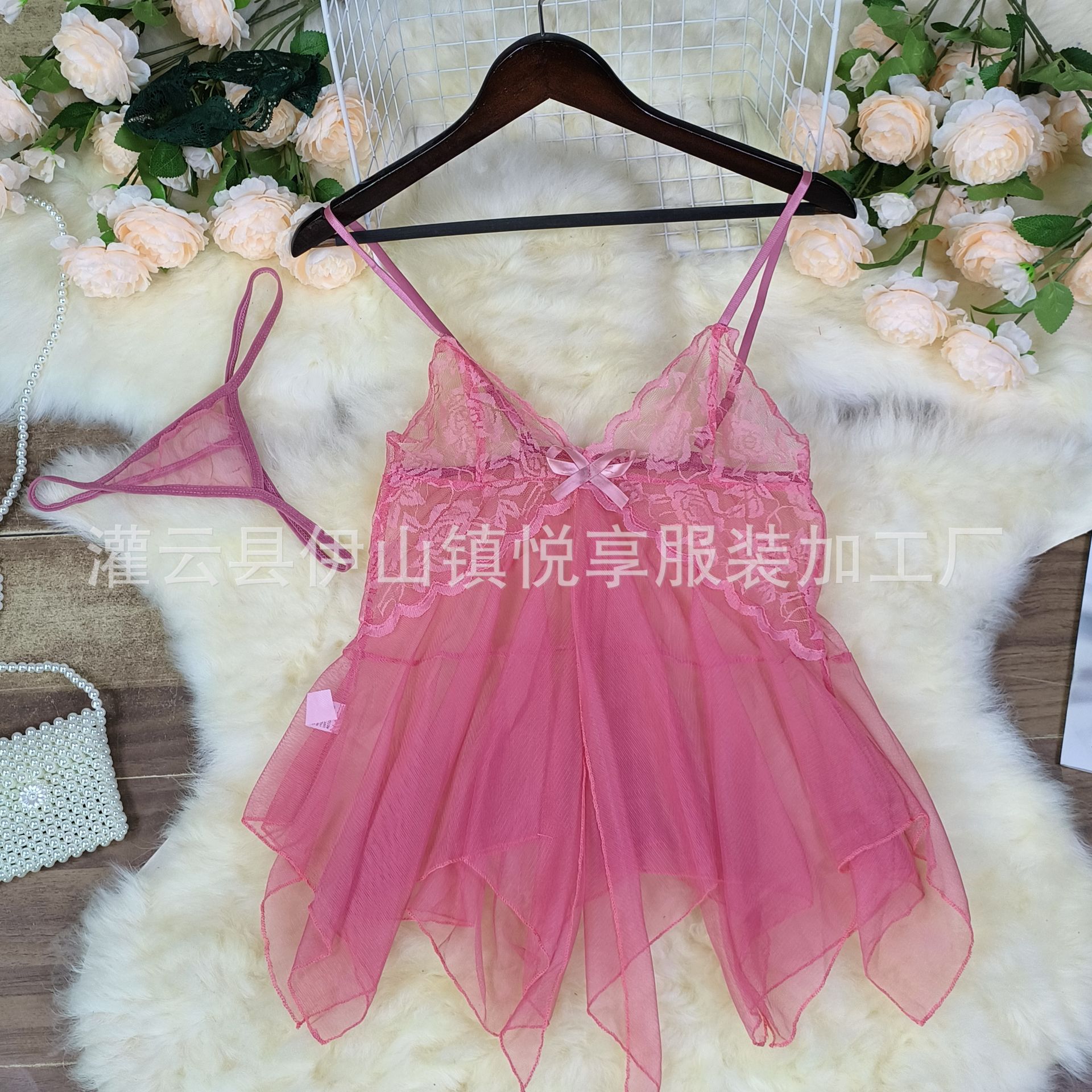 Sexy lencería sexy mujer suave hilo profundo V sexy Lotus color encaje suspender falda sirena camisón tres al por mayor