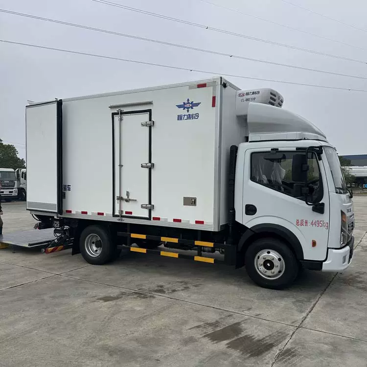 依维柯箱式冷藏车蓝牌冷藏车海鲜冷藏保温车质量保障
