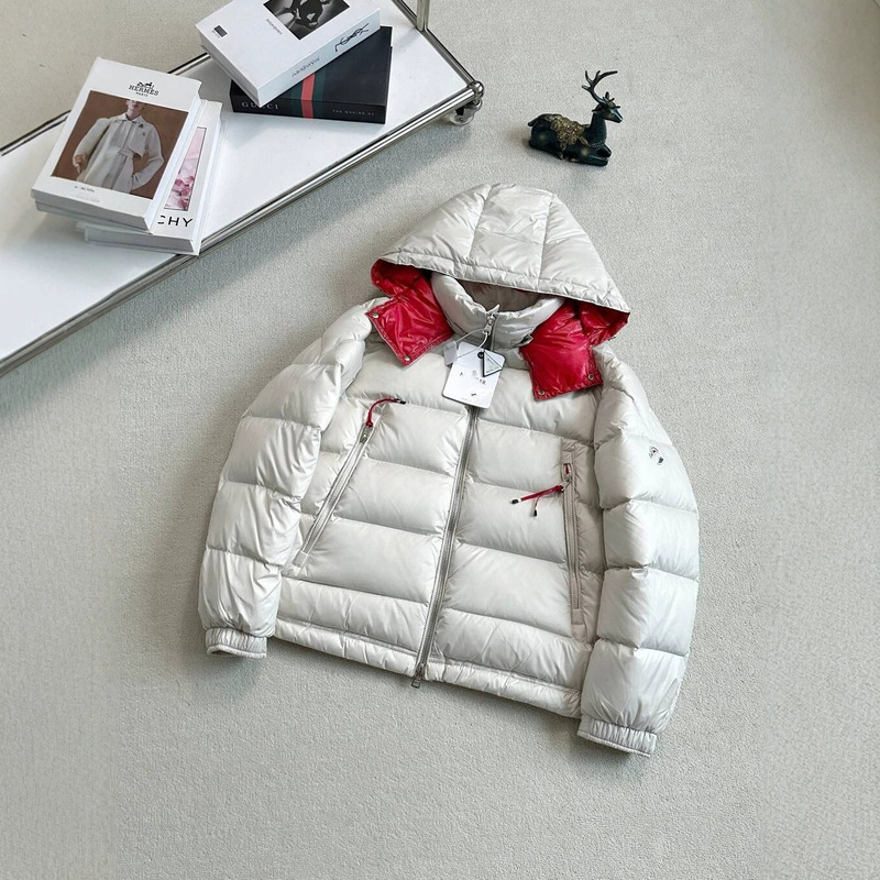 2026 New Ultra-Light High-Quality Pure Color Unisex Couple's Windproof and Warm Hooded down Jacket with 800 Fill Power White Duck down 2026 New Ultra-Light High-Quality Pure Color Unisex Couple's Windproof and Warm Hooded down Jacket with 800 Fill Power White Duck down