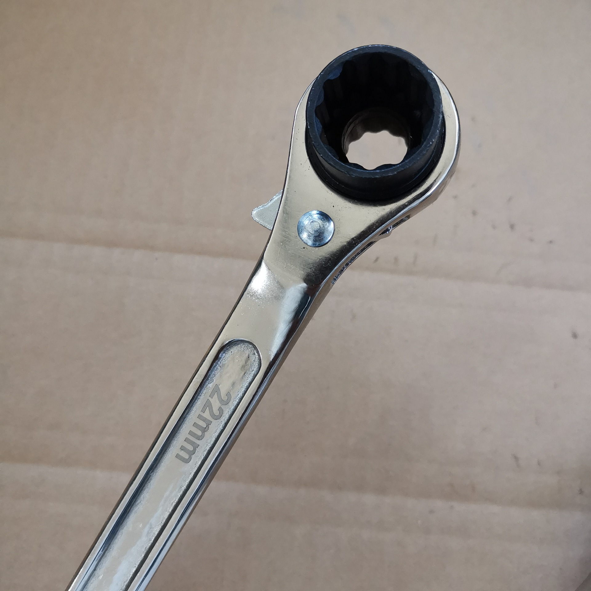 棘轮扳手电镀黄镍表面