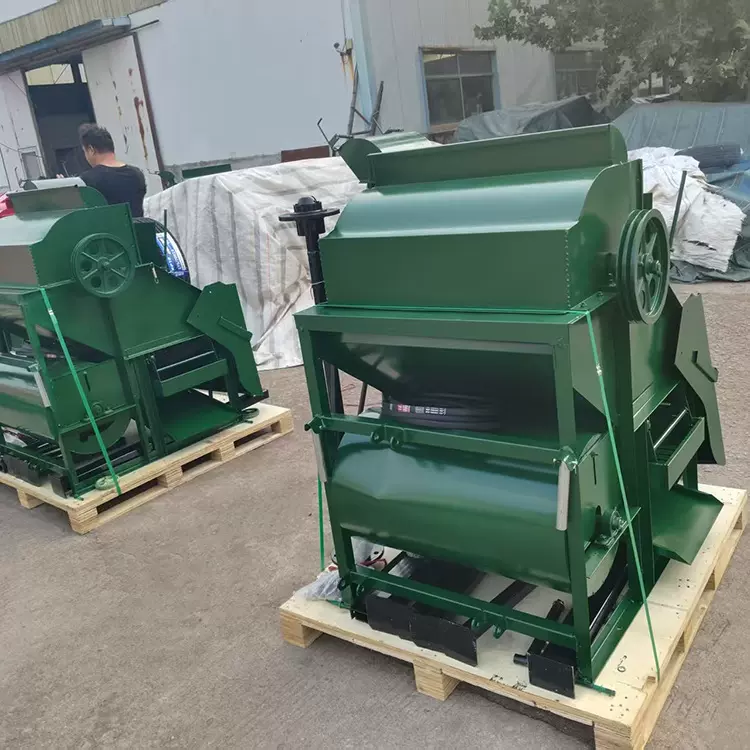 木箱出口花生摘果机 拖拉机输出轴传动花生收获采摘机全喂入式