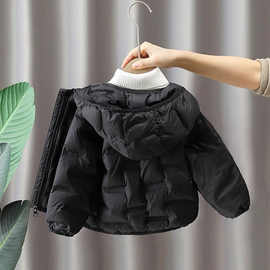 男童轻薄羽绒服女宝新款内搭短款连帽冬装小童宝宝舒服白鸭绒外套