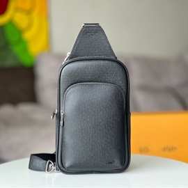 ￼￼L驴男士胸包多功能男包简约旅行单肩小背包图片实拍M30853