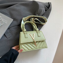 ���QŮ��С�����¿�μ���n�溆�s�����б����߼��а�v���p��