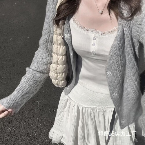 Korean chic suit for women in autumn wear a complete set of lace twist knitted cardigan vest skirt three-piece set