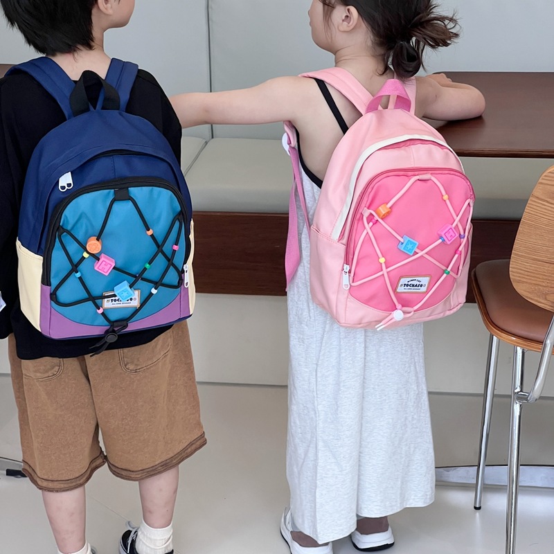 Bonita pequeña estrella mochila para niños y niñas estilo extranjero color de choque bolsas escolares para estudiantes de jardín de infantes nuevas mochilas para niños de cuerda de tracción