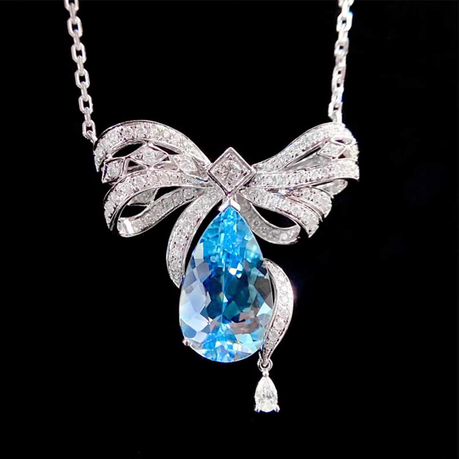 Super Fairy Bow Imitation Aquamarine Pendant High Jewelry Santa Maria Topaz Blue Color Water Drop Shaped Necklace for Women