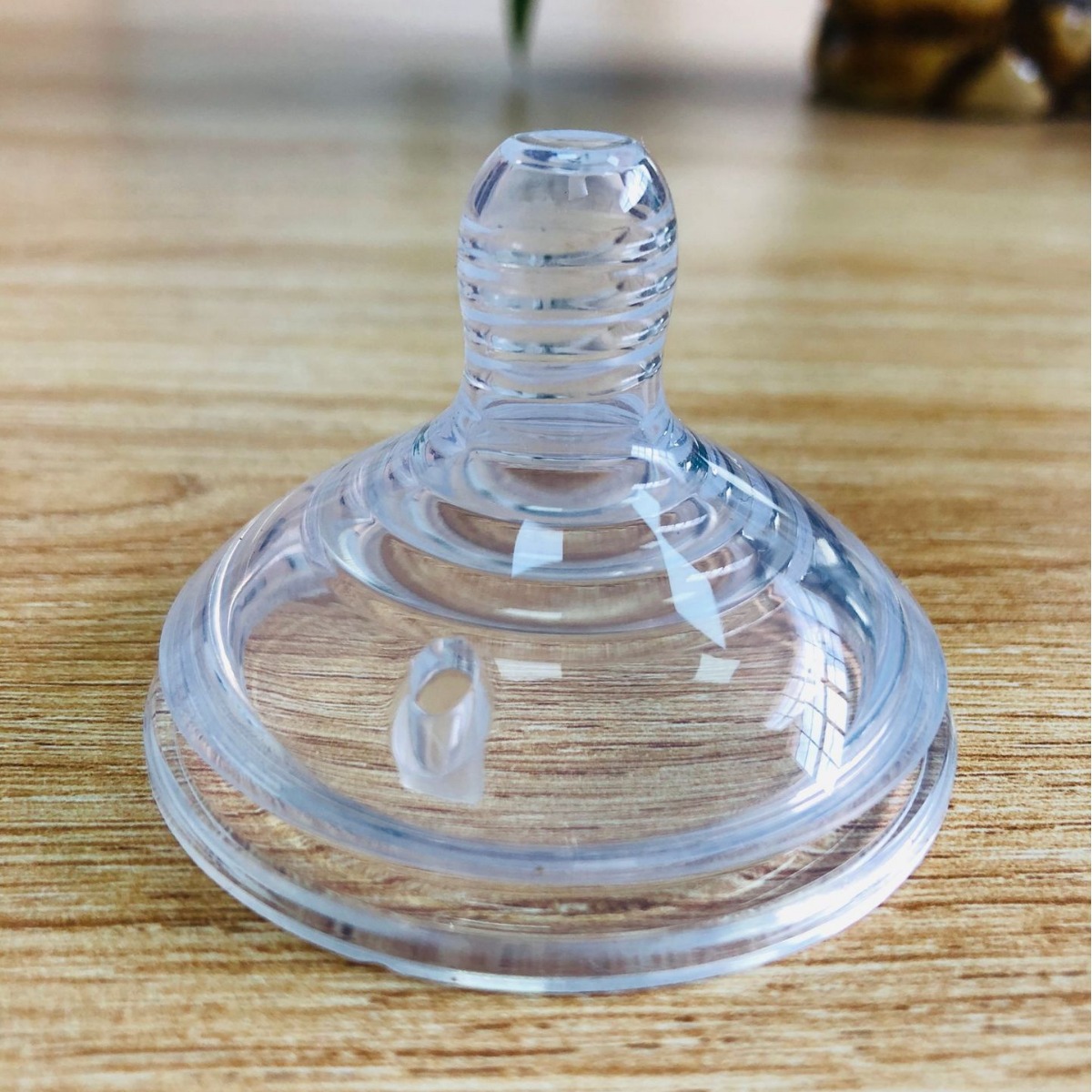 Fuente de la fábrica 60mm calibre boca ancha pezón adecuado para tangmei leche materna sentido real