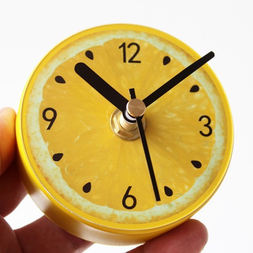 Pastoral fruta limón refrigerador pegatinas reloj moda creativa limón refrigerador reloj mensaje pegatinas succión magnética pegajoso reloj colgante