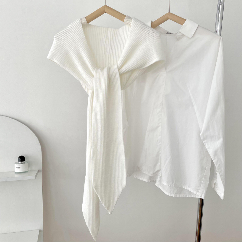 Nuevo estilo coreano de color sólido agudo esquina encapuchado pequeño chal de oficina sala de aire acondicionado delgado cuello exterior pequeño hombro