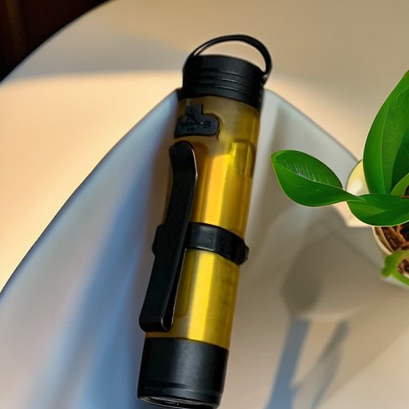 M01 — Original mini lantern -amber [Special charging cable]