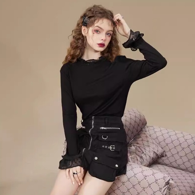 Fairy's Pocket Black Long Sleeve T-Shirt Women's 2025 Autumn New Slim Lace Slim Bottoming Shirt Unique Top