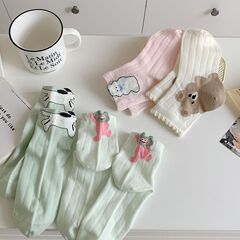 可爱小熊少女中筒袜子卡通薄款女生白色袜子ins日系学生运动短袜