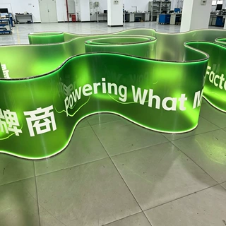 定制超长半透明发光镂空广告美陈展会宴会天花装修吊顶飘带吊灯