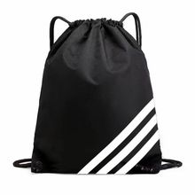 �p����������ڴ����K��ˮ�@���ռ{������Ů������������\�ӌW��