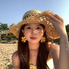 休暇の黄色の太陽の花のイヤリング2025海辺の写真の高級な誇張の独特な絶美の耳飾りのイヤリング
