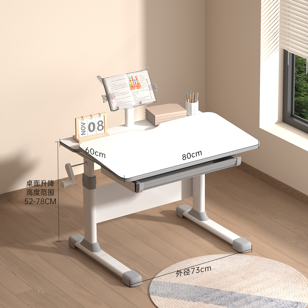 복제된 단단한 나무가 있는 대형 흰색 테이블