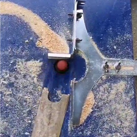 Máquina de abertura de frutas de bambú de hoja de bambú máquina de abertura en forma de U máquina de ranura de bambú huerto eléctrico árbol de fruta fabricación de barra de soporte