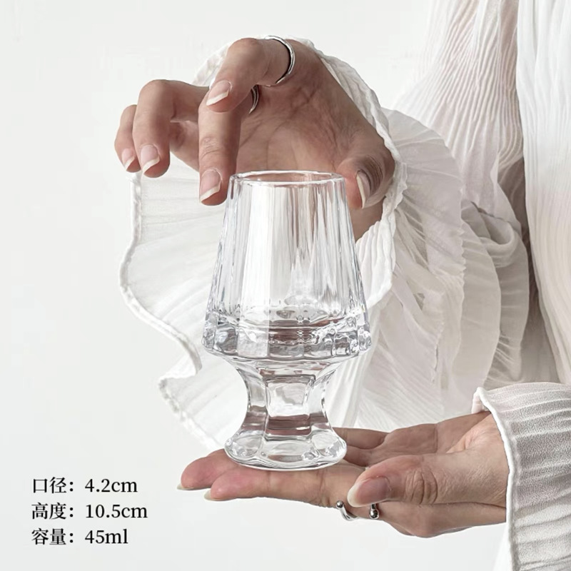 Medieval vintage francés a rayas whisky olor tazas de sake tazas de vidrio de diseño creativo tazas de cerveza pequeñas