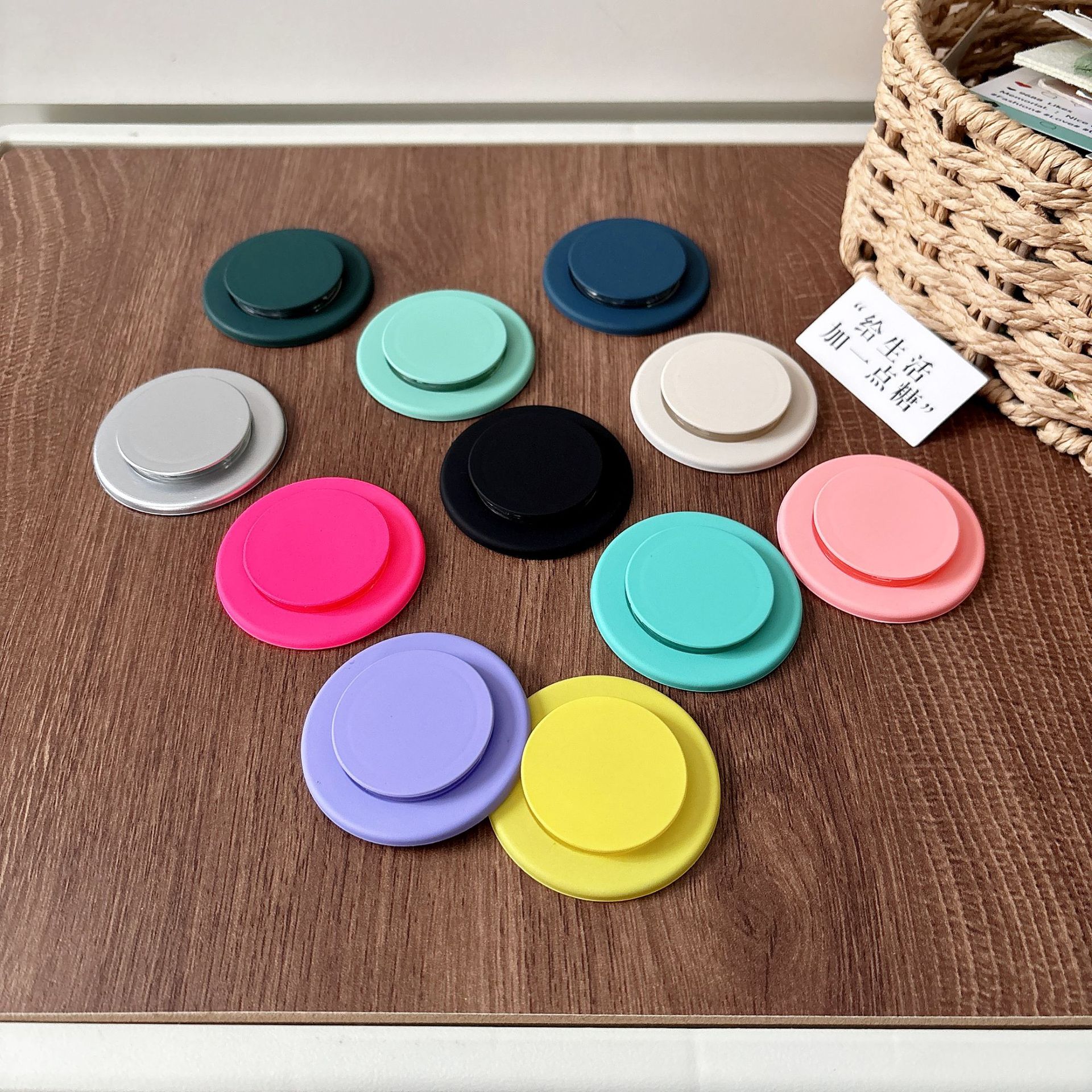 New Frosted Surface Pure Color Magsafe Magnetic Airbag Mobile Phone Holder Desktop Drama Artifact Mobile Phone Case Accessories