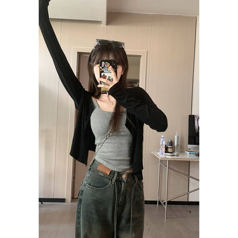 Black Thin Long-Sleeved Knitted Cardigan for Women 2026 Spring/Summer Petite Commuter Outerwear Short Sun Protection Air Conditioning Cover-Up