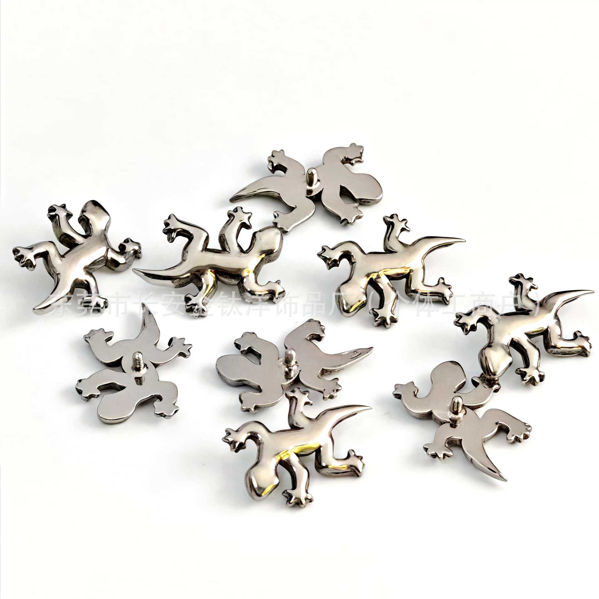 F136 Titanium Gecko Funny Animal Earrings Nose Nail Ear Bone Nail Lip Nail G23 Titanium Alloy Human Puncture Jewelry detail image 4