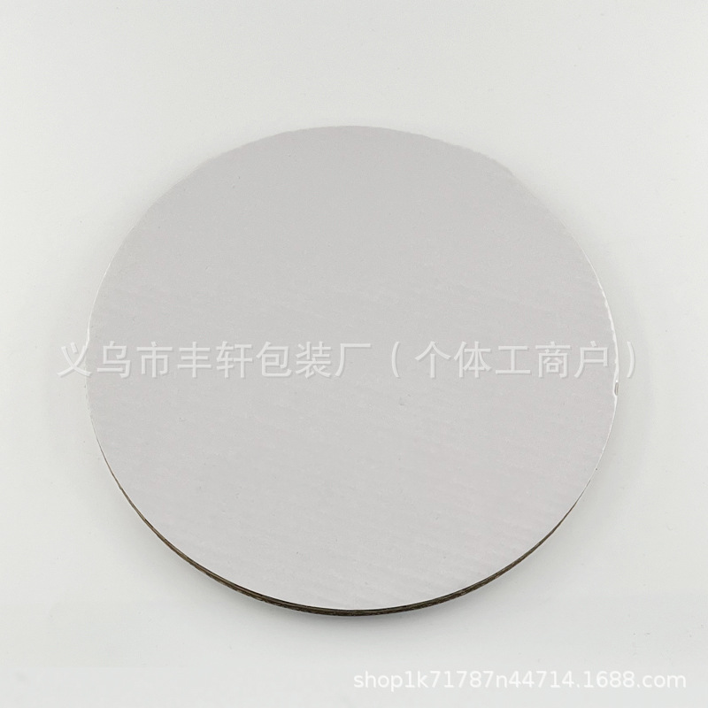 Placa de pastel blanco de 18 pulgadas 8MM de espesor corrugado contra el marco de pastel base de pastel redondo base de pastel especial transfronterizo