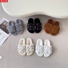 �H�����Q��Ƥëһ�w�ϻ�ëë��ЬŮ�ﶬ�⴩���ëһ���ϱ�ůƽ��