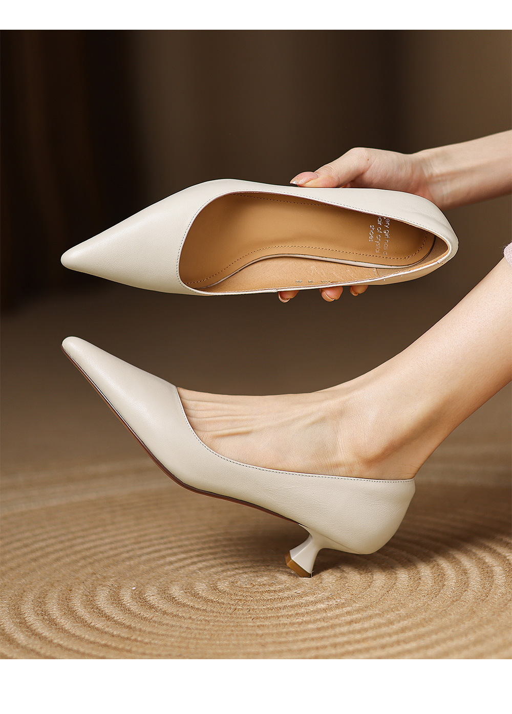 Giày cao gót nữ mũi nhọn da bò gót 4,5 cm phong cách Hàn Quốc — Da bò đen chi tiết 7