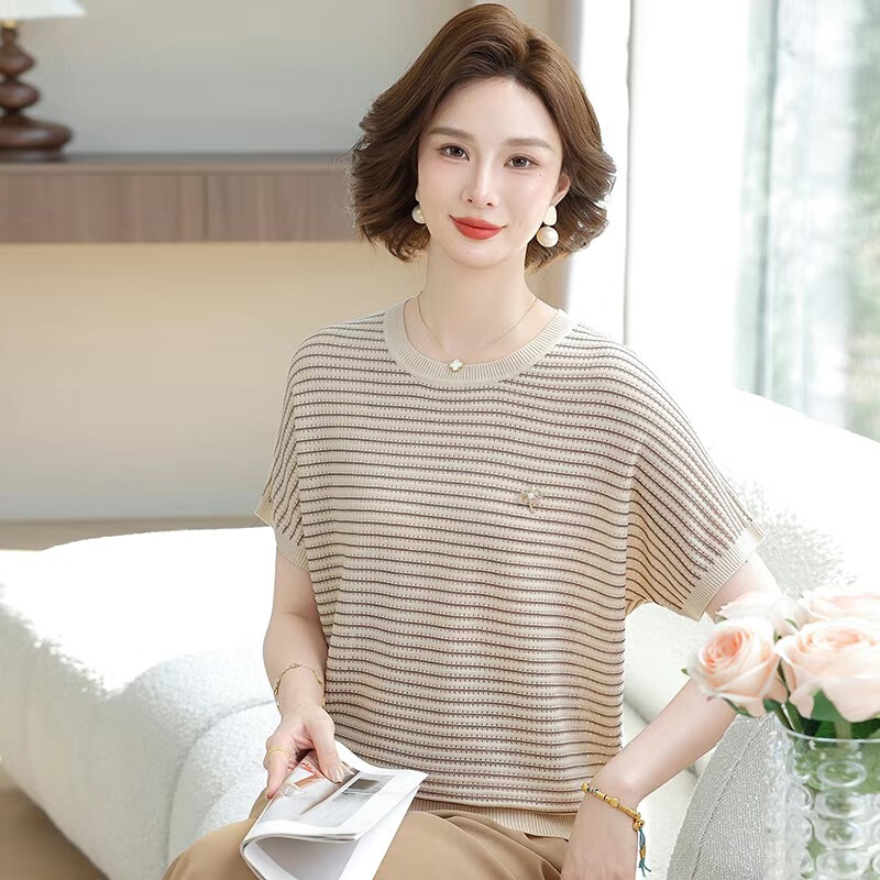 Summer Mother's Short-sleeved Top Middle-aged Women's Knitwear Loose Round Neck Women's Thin T-shirt Mother-in-law Clothes