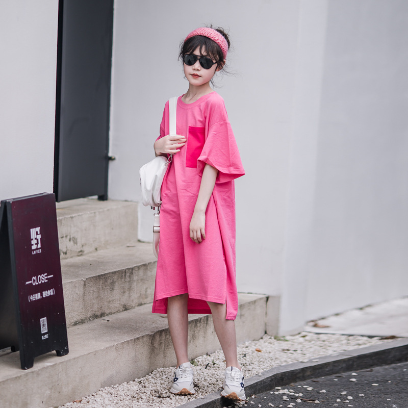 Vestido de las niñas 2023 verano nuevo vigoroso dulce puro algodón camiseta falda niños medianos y grandes sueltos de longitud media camiseta