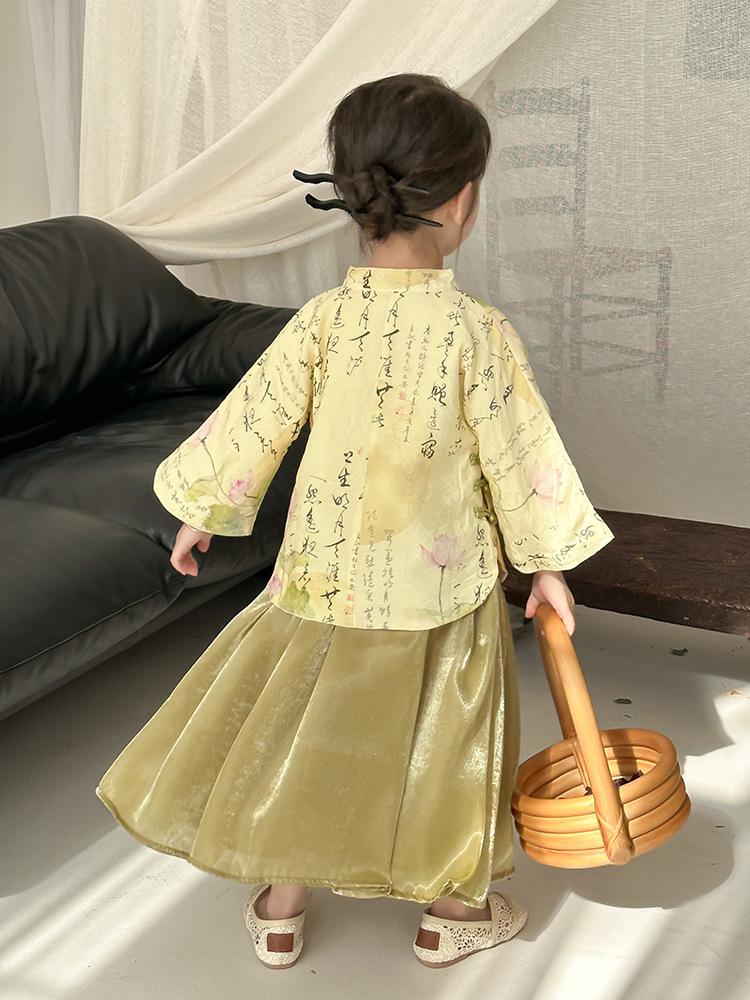 ¡Oferta especial de ropa de primavera para niñas 2025! Gran descuento, renovado con un botón] ropa de actuación de primavera y otoño para niños image 4