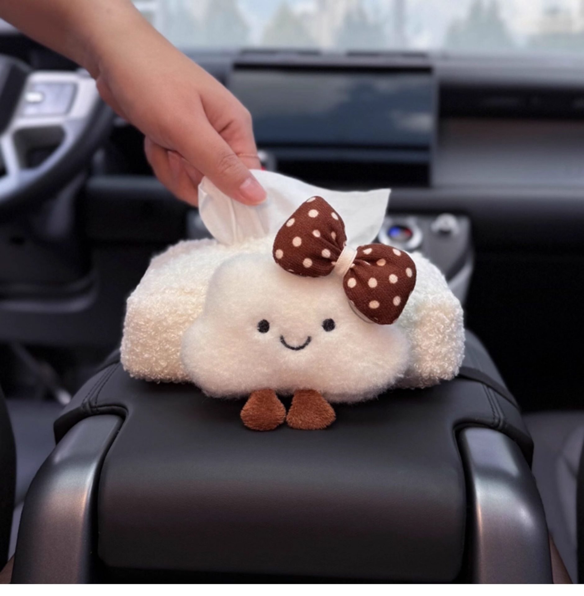 2025 New Car Tissue Box, Car Armrest Box Tissue Holder, Seat-Mounted Car Tissue Bag, Cute Cloud Design for Women