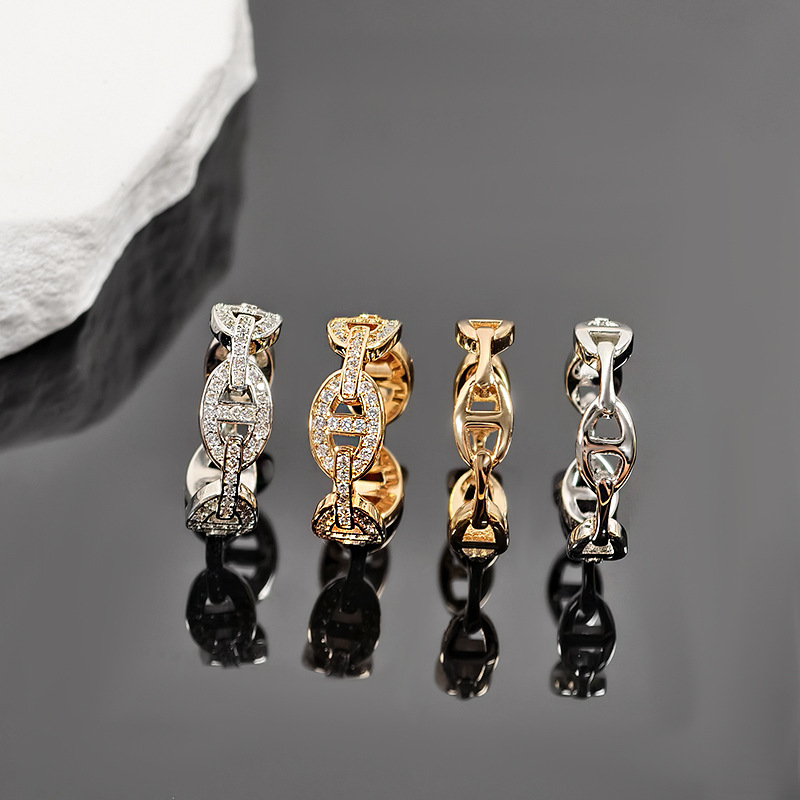 2025爱家猪鼻子满钻戒指女ins轻奢简约高版本光面猪鼻子情侣对戒