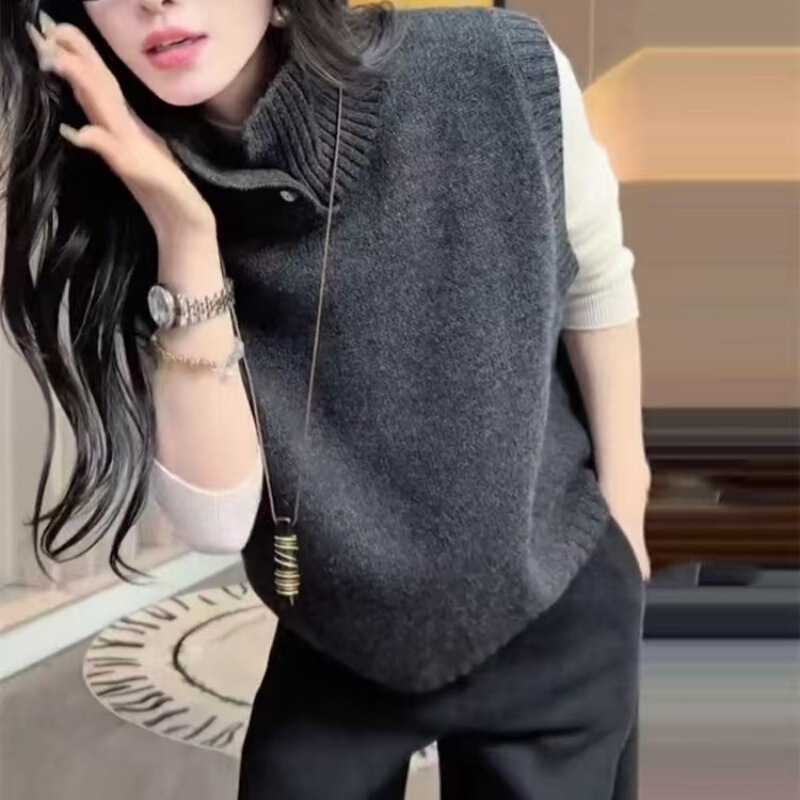 法式百搭设计感翻领时尚针织马甲女士秋冬复古慵懒风内搭毛衣背心|undefined
