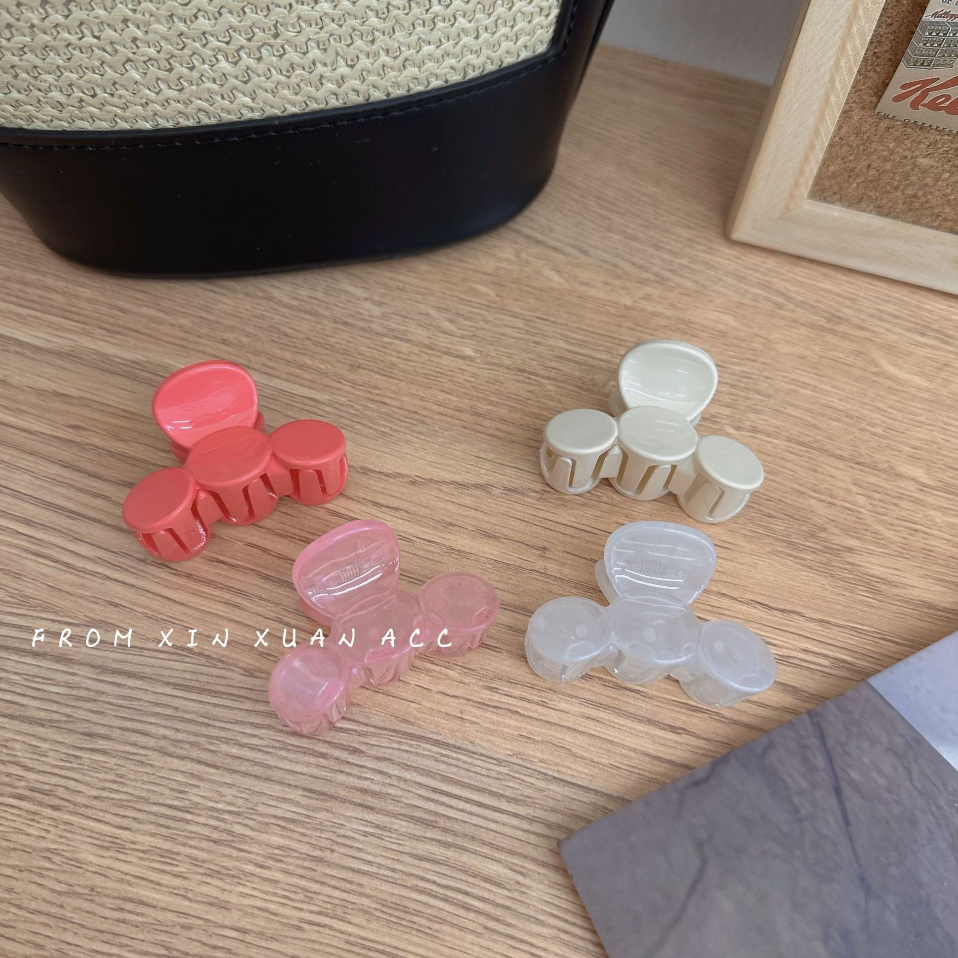 Eleganter, schlichter, hoher Pferdeschwanz-Clip im rosafarbenen Stil, Haarclip in kleiner Größe, internetberühmter Pony-Clip für Damen im Internet, für das Vorwort_voghion.com