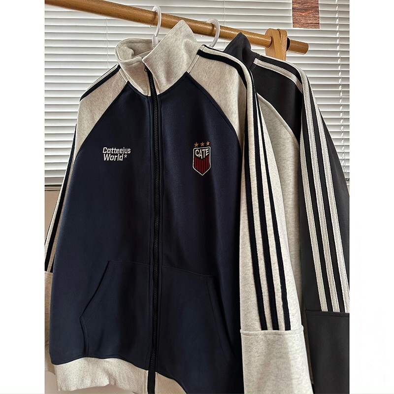 American-style Retro Three-bar Jacket Men's Spring and Autumn Raglan Sleeve Cardigan Sweater Fashionable Contrast Color Sports Casual Baseball Suit