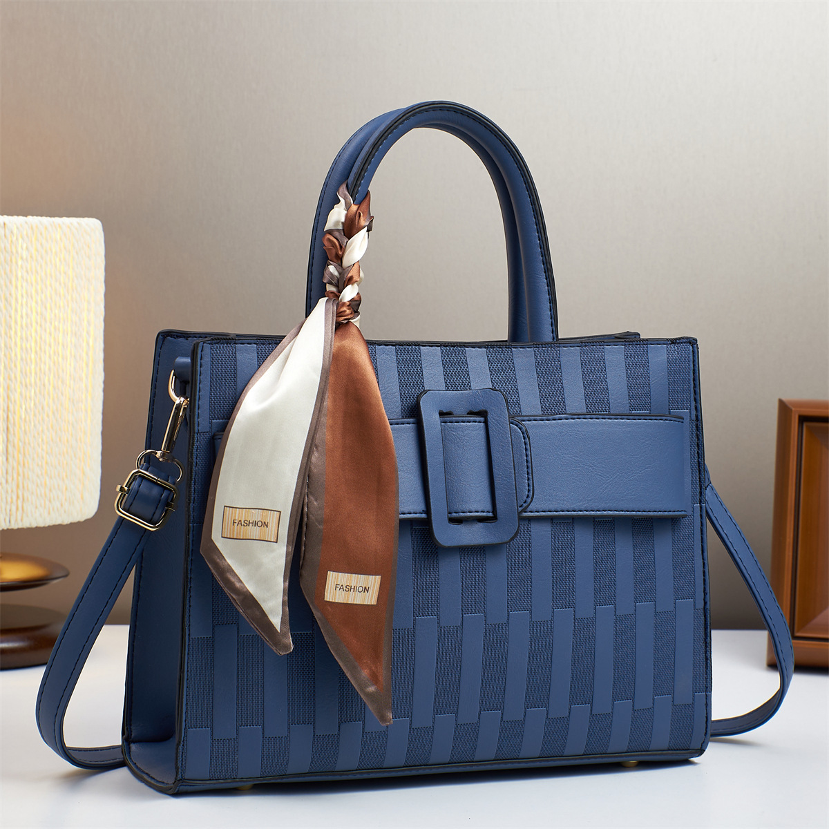 2025 bolso bandolera de todo fósforo para mujer nuevo estilo de gran capacidad, sentido de alta gama, marca atmosférica, bolso de la madre de mediana edad