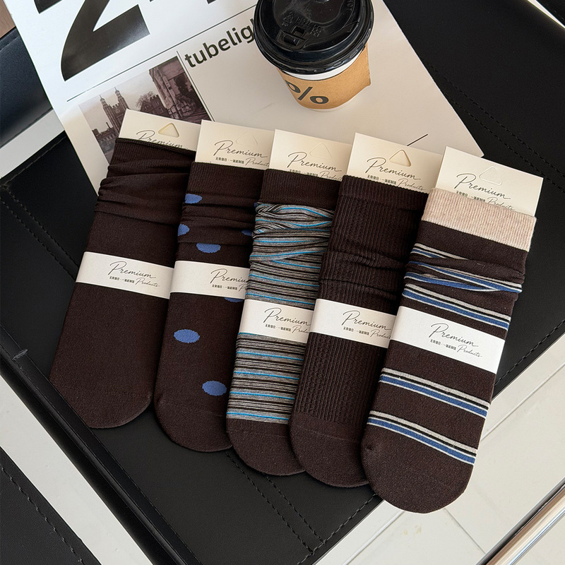2026 Autumn/Winter New Collection: Dark Brown Retro Striped Mid-Calf Socks, Seamless Korean Style Long Socks, Old Money Style