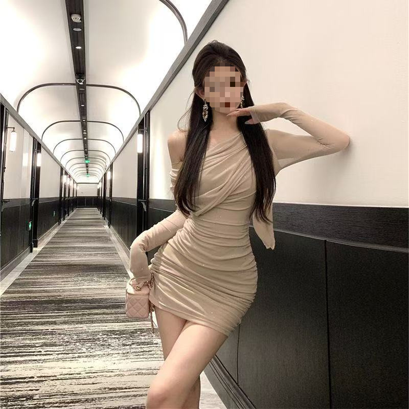 GraceChic Sexy Hot Girl Off-Shoulder Langarm Transparentes Damen Herbst Schwarz Slim Fit Schimmerndes Unregelmäßiges Raffkleid_voghion.com