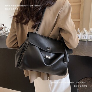 ��ٴ�б�μ�Ҹ�°����e���н���2025�¿����������Ů�P����K��