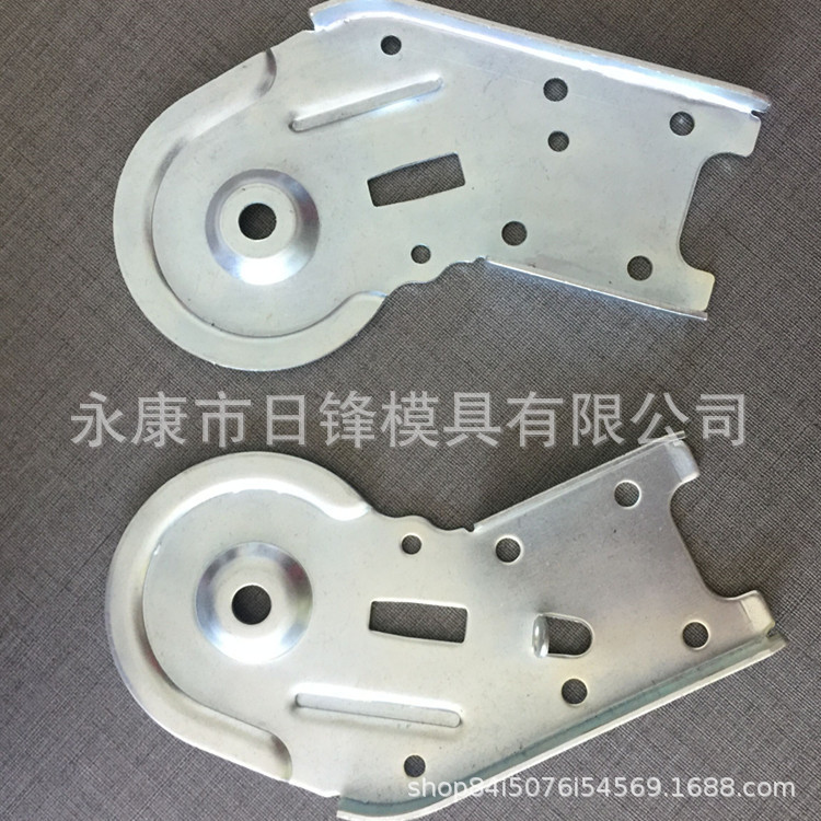 成锋模具 楼梯关节 冲压五金连续模具 拉伸级进模