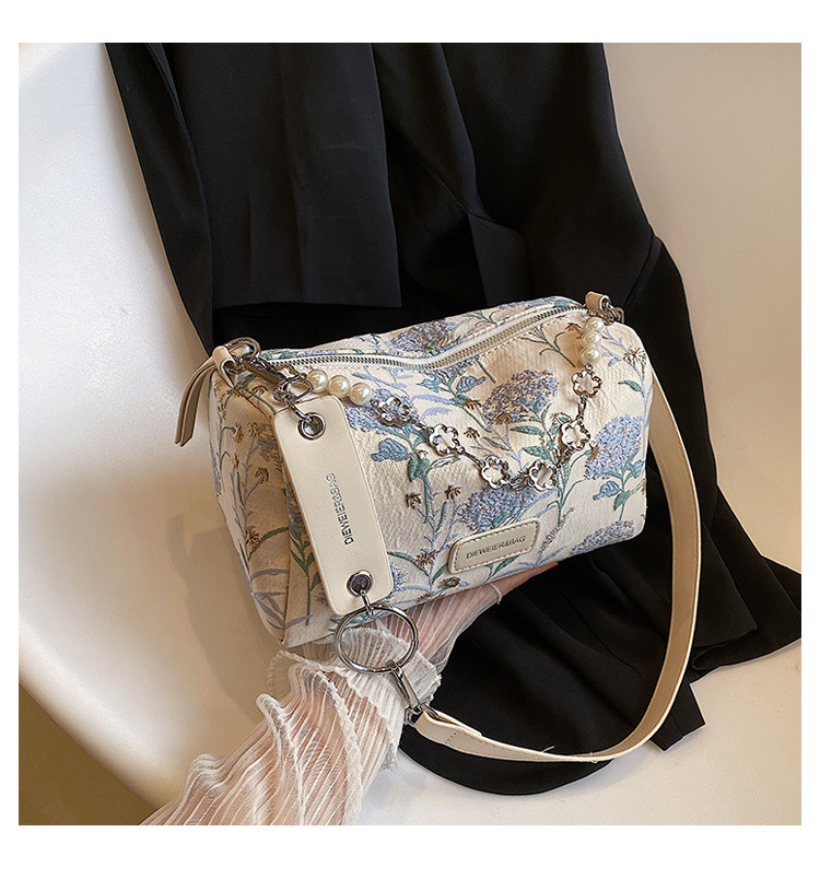 Elegant Floral Flower Square Zipper Shoulder Bag Handbag display picture 3